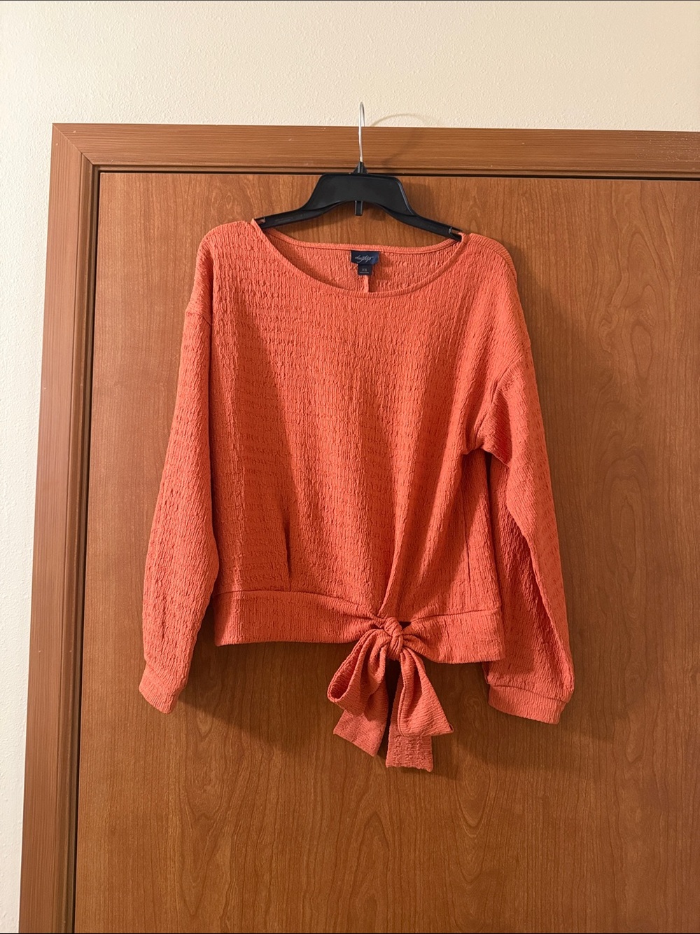 Daytrip Knot-Front Knit Sweatshirt - Coral Orange
